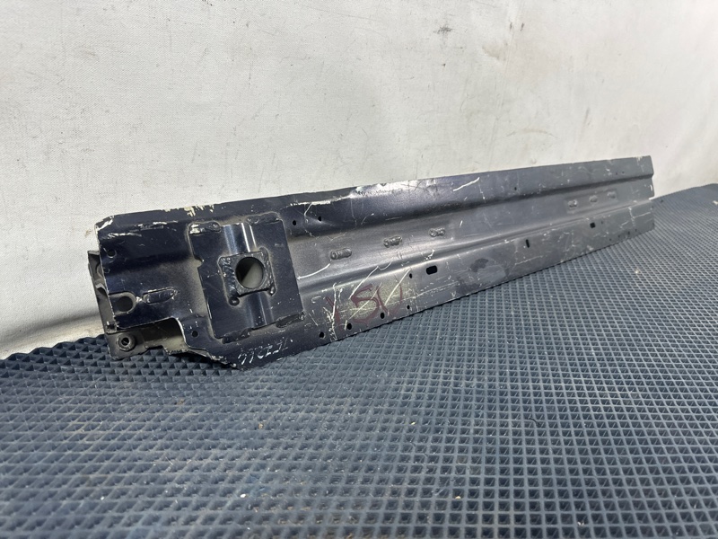 Усилитель бампера передний XF 2