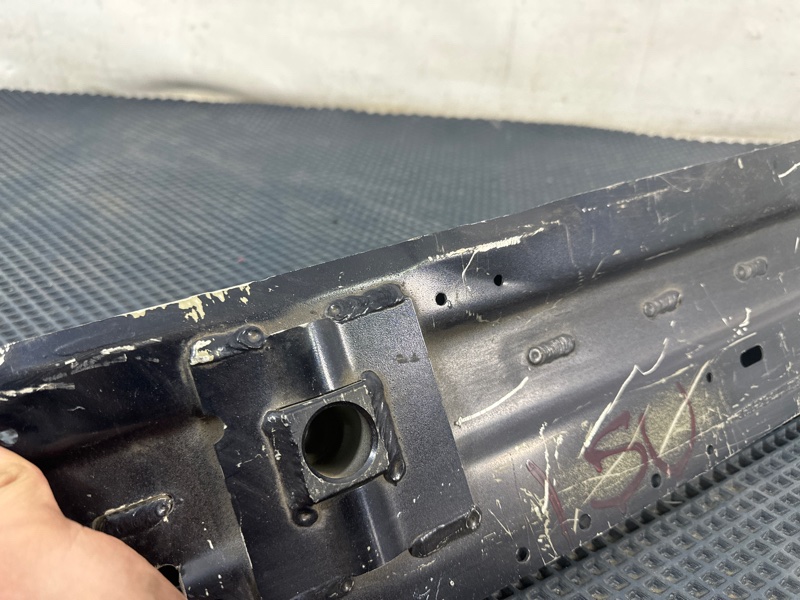 Усилитель бампера передний XF 2