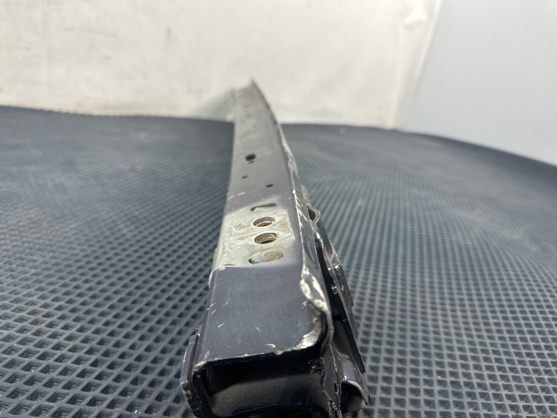 Усилитель бампера передний XF 2