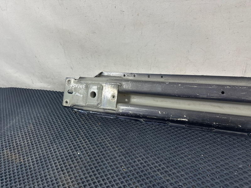 Усилитель бампера передний XF 2