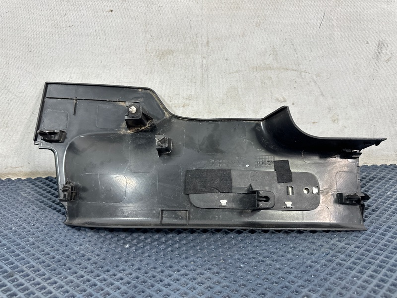 Накладка порога внутренняя задняя левая Dargo 1 Накладка порога внутренняя задняя левая Dargo 1