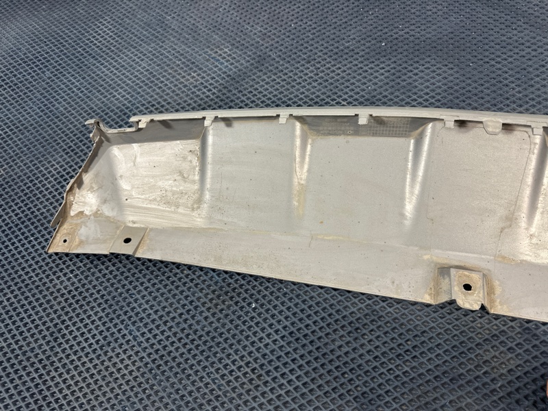 Накладка бампера задняя Tiggo 4 PRO 1 Накладка бампера задняя Tiggo 4 PRO 1