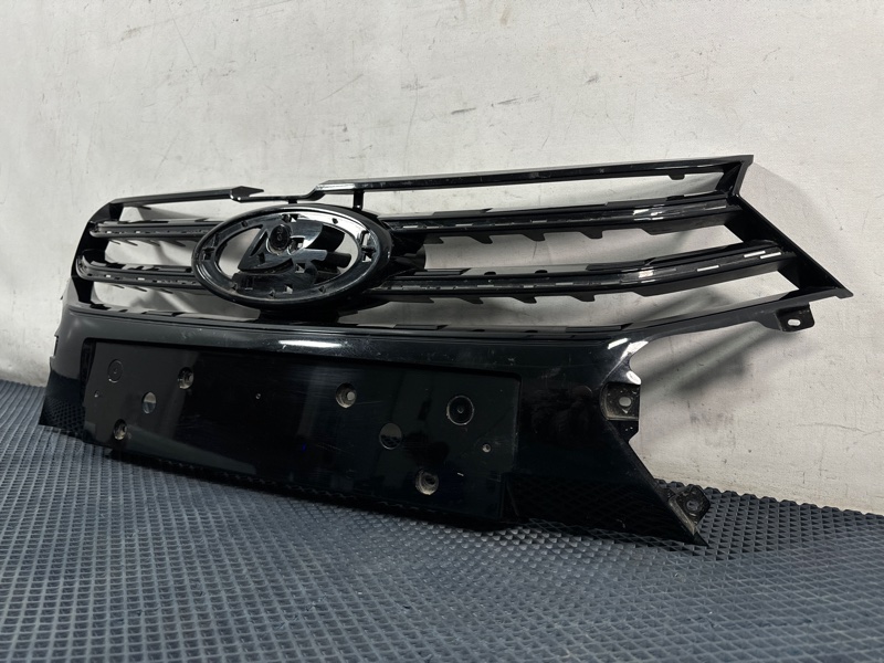 Решетка радиатора Vesta NG