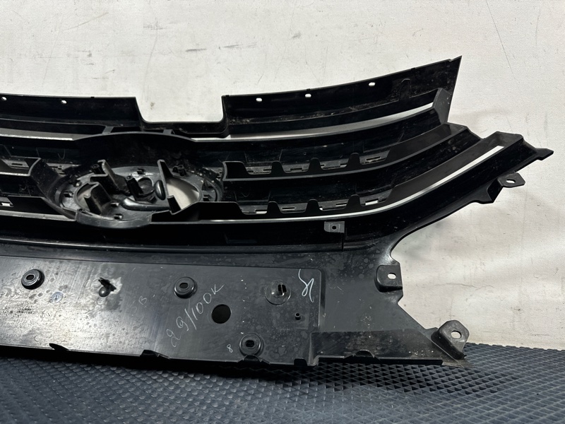 Решетка радиатора Vesta NG