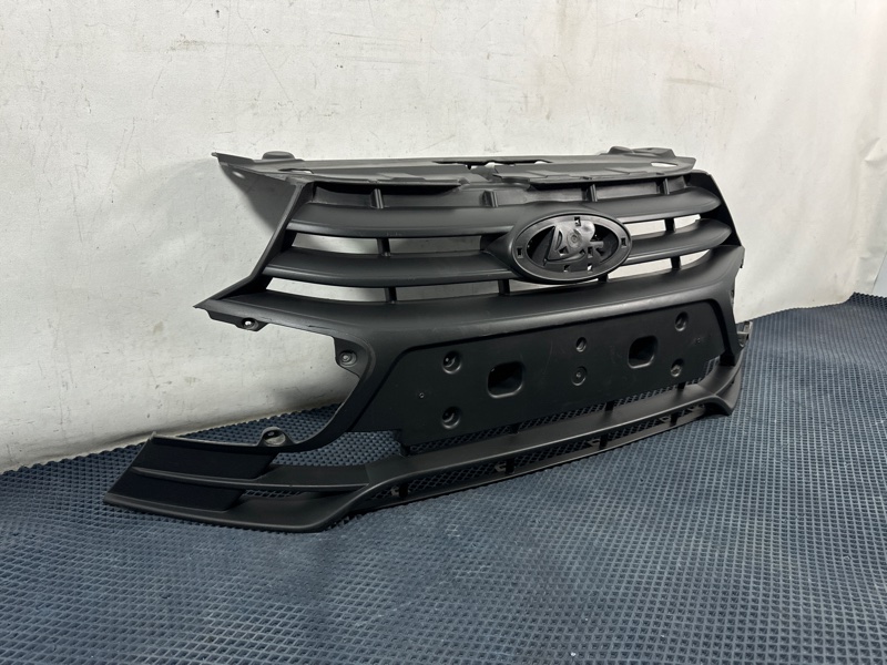 Решетка радиатора Granta FL Решетка радиатора Granta FL