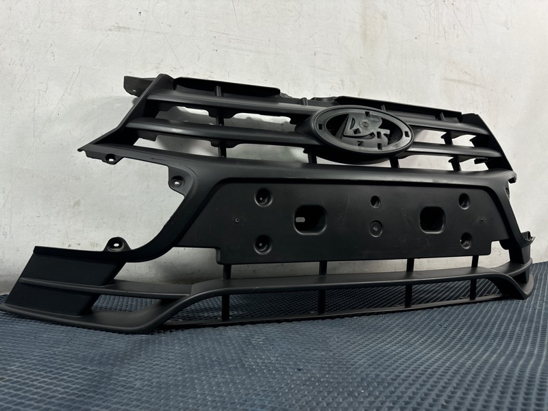 Решетка радиатора Granta FL Решетка радиатора Granta FL