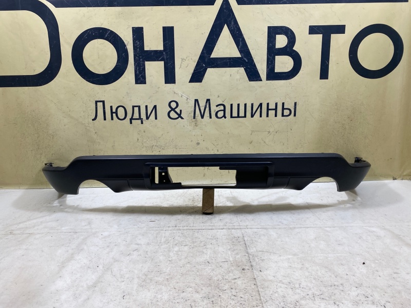 Юбка бампера задняя Jeep Grand Cherokee WK2 1VQ68TZZAA Б/У