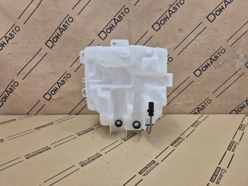 Бачок омывателя Mitsubishi Outlander 3 GF 8260A405 новая