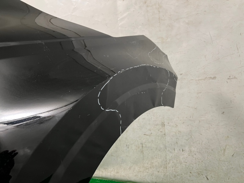 Крыло переднее правое Carnival 4