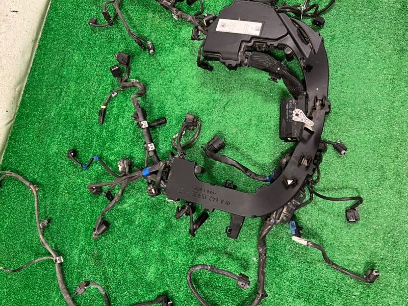 Проводка двигателя GLE 166 OM642