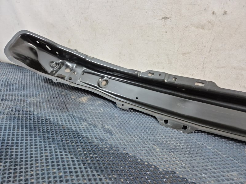 Усилитель бампера передний Arkana 1