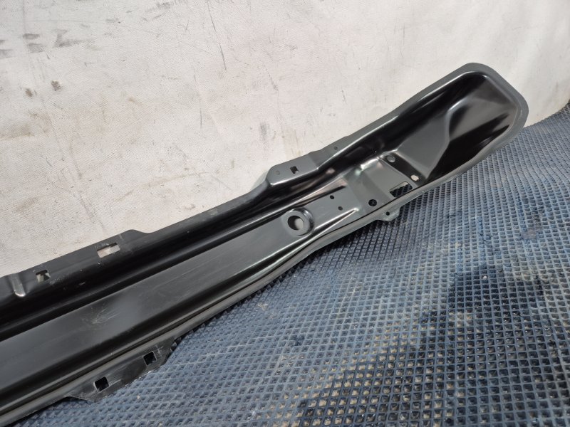 Усилитель бампера передний Arkana 1