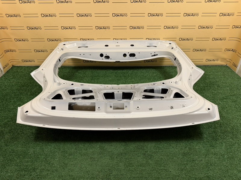 Крышка багажника GS 8 2