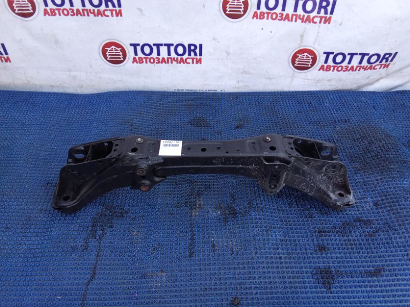 Балка под ДВС TOYOTA CROWN 1999/04 JZS151 1JZ-GE 51201-22909 контрактная