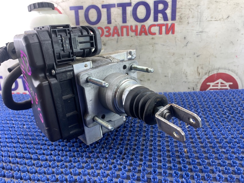 Главный тормозной цилиндр COROLLA 2022.09 ZWE211W 2ZR-FXE