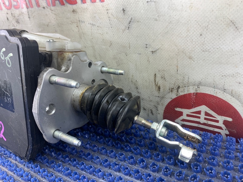 Главный тормозной цилиндр HONDA VEZEL RV5 LEC