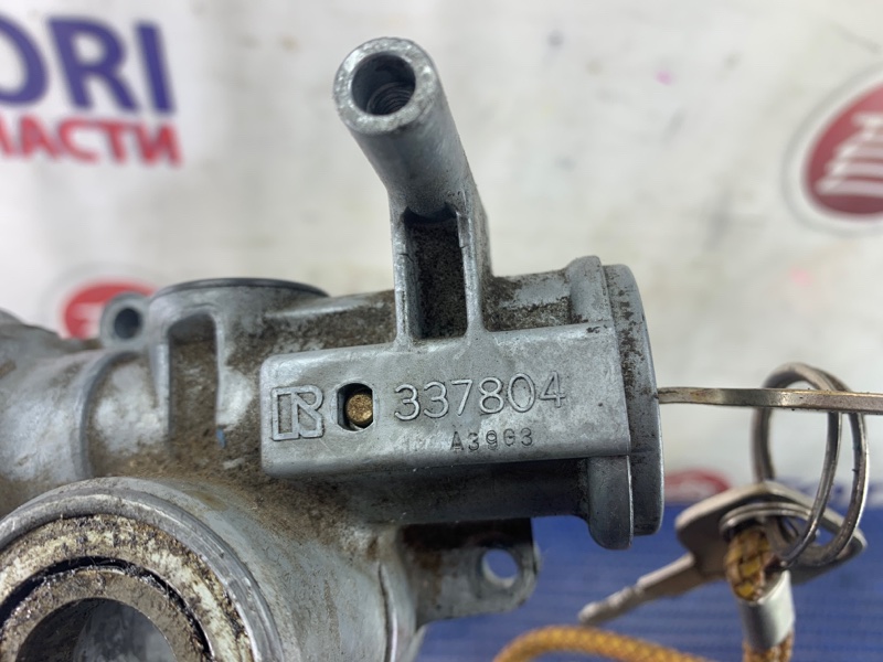 Замок зажигания ELF 2003.09.05 NKR81 4HL1