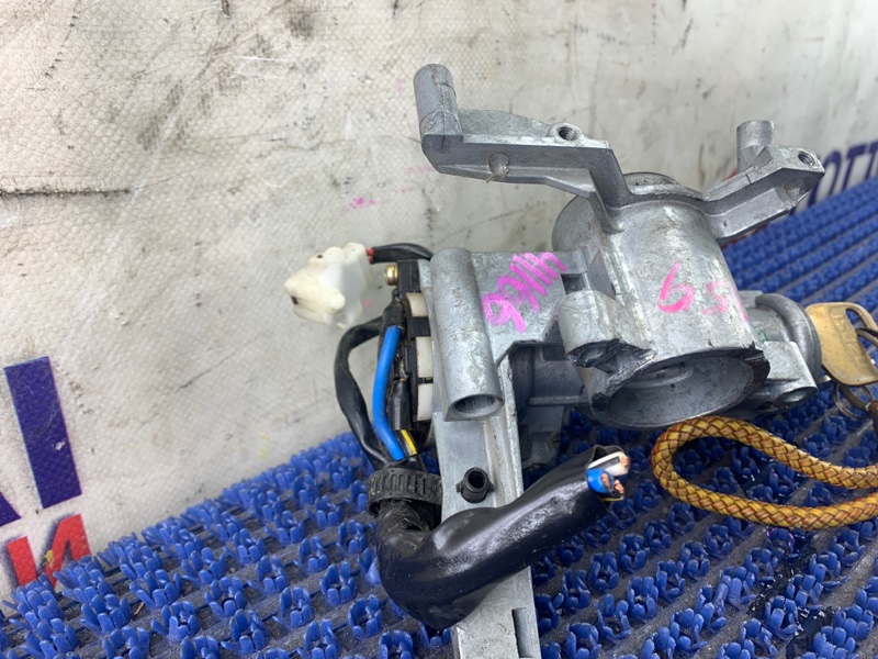 Замок зажигания ELF 2003.09.05 NKR81 4HL1