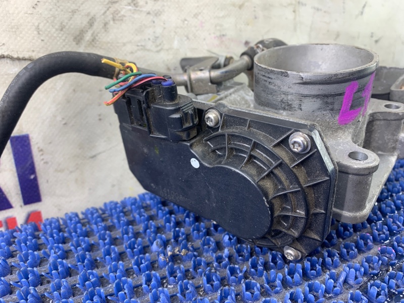 Запчасть дроссельная заслонка HONDA FIT GE6 L13A 16400-RB0-003 контрактная Дроссельная заслонка HONDA FIT GE6 L13A 16400-RB0-003 контрактная