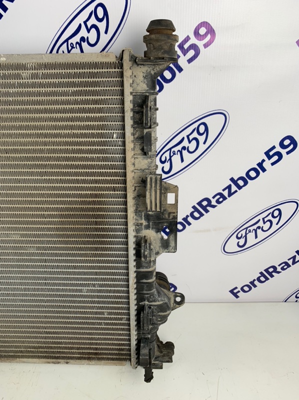 Радиатор ДВС Freelander 2007-2014 L359 2.2 Радиатор ДВС Freelander 2007-2014 L359 2.2
