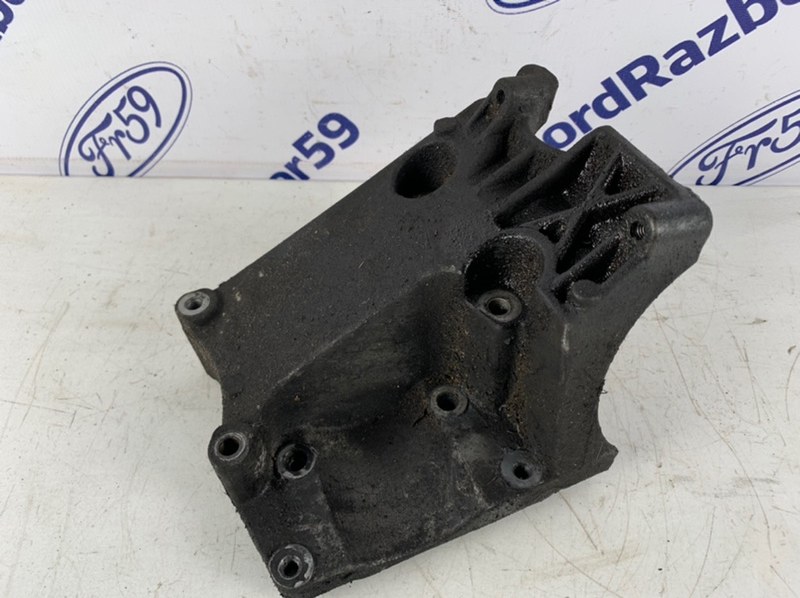 Кронштейн компрессора кондиционера Ford Focus 2 2006 CB4 1.6 (HWDA) 1715451 контрактная