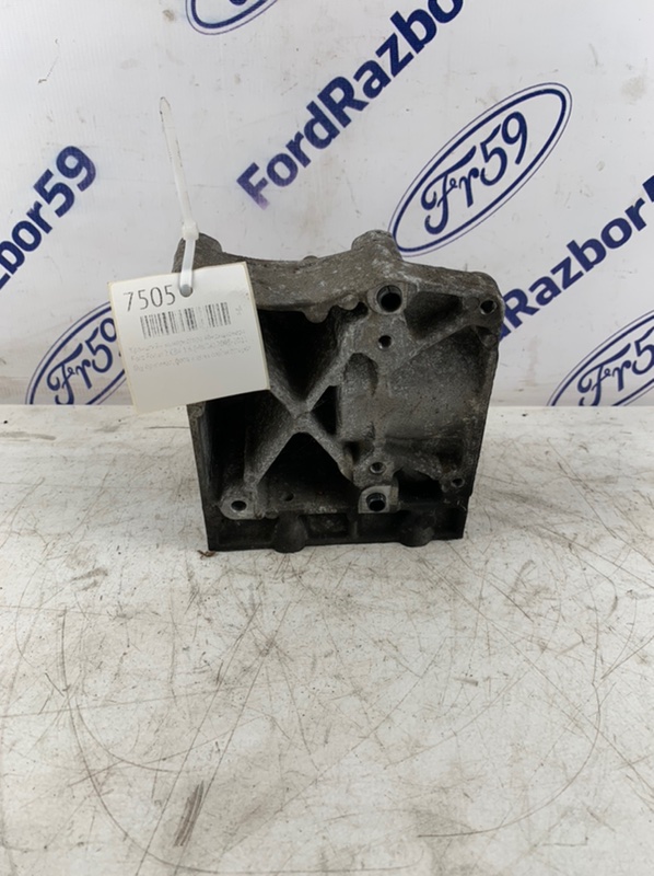 Кронштейн компрессора кондиционера Focus 2 2005-2011 CB4 1.6 (HWDA)