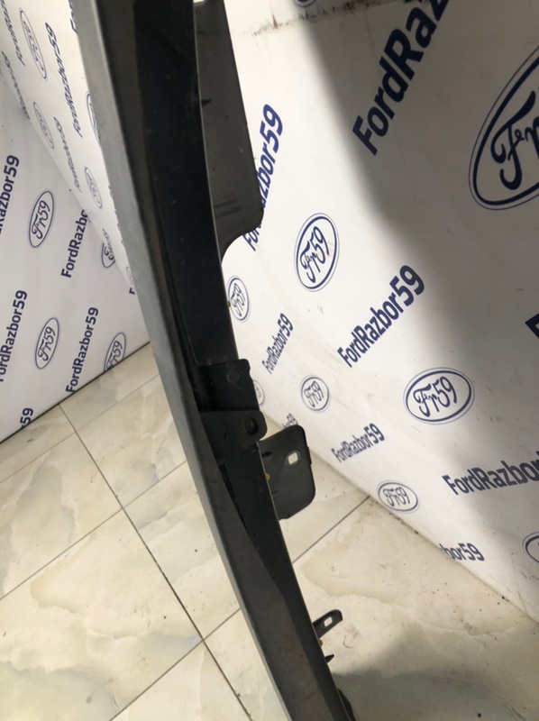 Крыло переднее правое Discovery 2004-2009 LR3 Крыло переднее правое Discovery 2004-2009 LR3