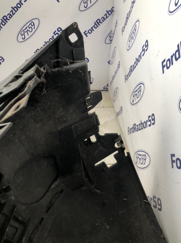 Бампер передний Discovery 2004-2009 LR3