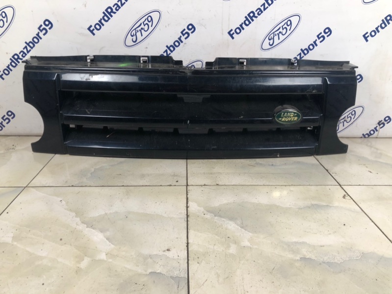 Запчасть решетка радиатора Land Rover Discovery 2004-2009 LR3 контрактная Решетка радиатора Land Rover Discovery 2004-2009 LR3 контрактная