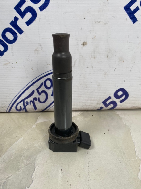 Катушка зажигания IS200 1999 GXE10 2.0 (1G-FE) Катушка зажигания IS200 1999 GXE10 2.0 (1G-FE)