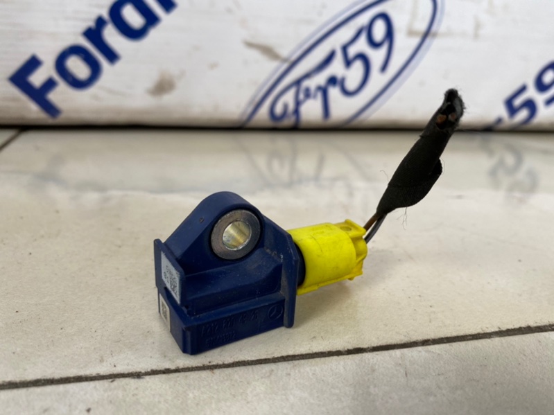 Датчик Airbag передний C-Class 2007-2011 W204