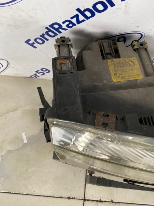 Фара передняя правая Range Rover 2002-2005 L322