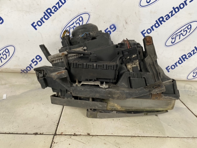 Фара передняя левая Range Rover 2002-2005 L322