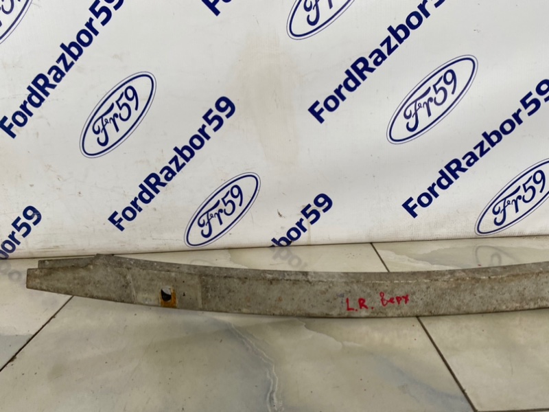 Усилитель бампера Range Rover 2002-2005 L322