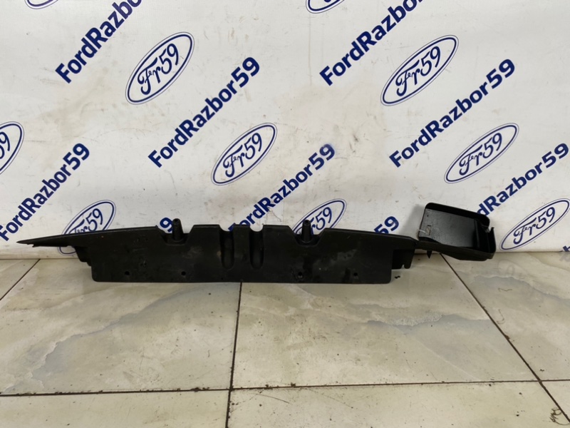 Дефлектор радиатора Range Rover 2002-2005 L322 Дефлектор радиатора Range Rover 2002-2005 L322