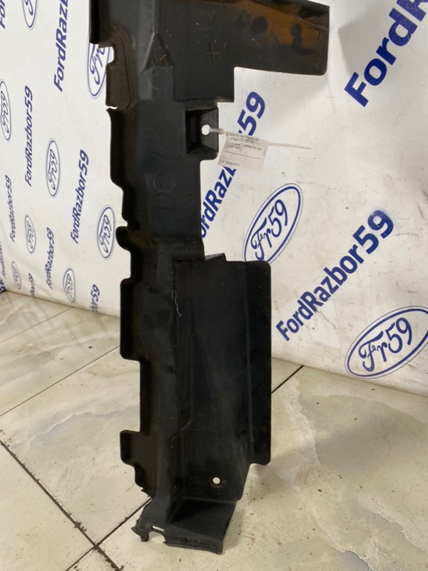 Дефлектор радиатора передний правый Range Rover 2002-2005 L322