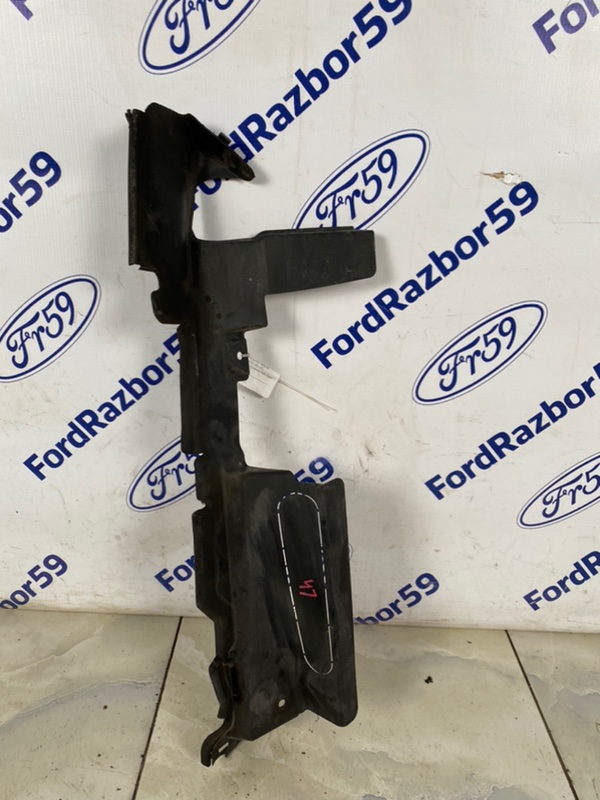 Запчасть дефлектор радиатора передний левый Land Rover Range Rover 2002-2005 L322 контрактная Дефлектор радиатора передний левый Land Rover Range Rover 2002-2005 L322 контрактная