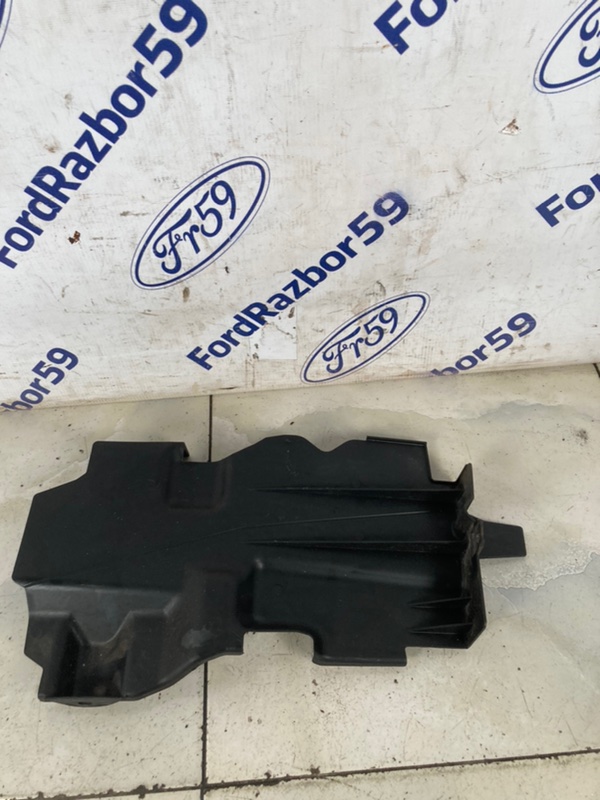 Запчасть дефлектор радиатора правый Chevrolet Captiva 2008 C100 96448262 контрактная Дефлектор радиатора правый Chevrolet Captiva 2008 C100 96448262 контрактная