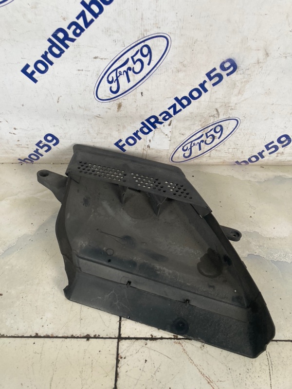 Воздухозаборник Audi A4 2010 B8 8k0129618a контрактная