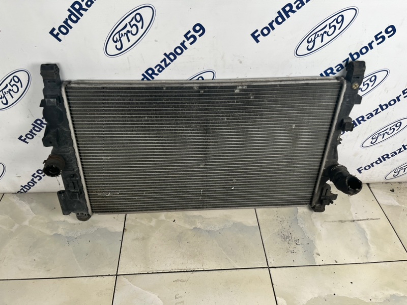 Запчасть радиатор двс Opel Astra 2011 J 13267662 контрактная Радиатор ДВС Opel Astra 2011 J 13267662 контрактная
