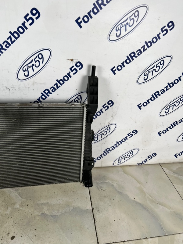 Радиатор ДВС Focus 3 2011 CB8