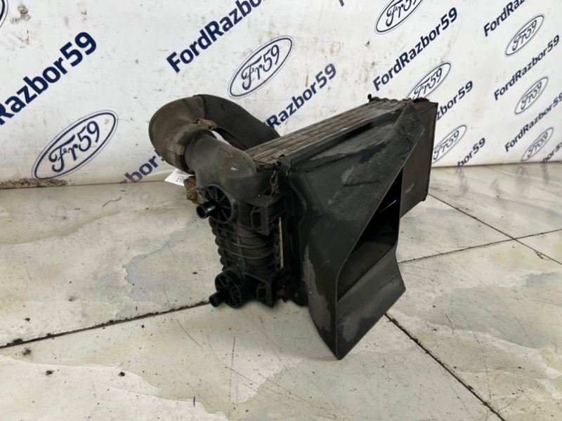 Интеркулер Focus 3 2011 CB8 Интеркулер Focus 3 2011 CB8