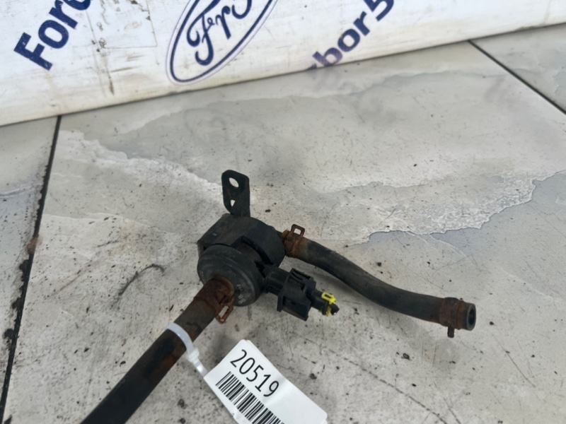 Клапан вакумный Hyundai i30 FD 1.6 (G4FC) Клапан вакумный Hyundai i30 FD 1.6 (G4FC)