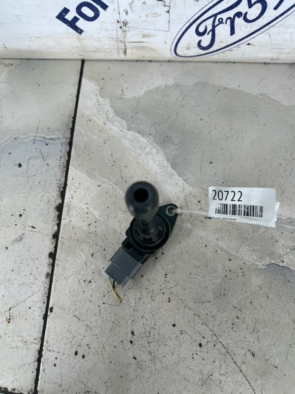 Катушка зажигания FX37 2010 S51 3.7 (VQ37VHR) Катушка зажигания FX37 2010 S51 3.7 (VQ37VHR)