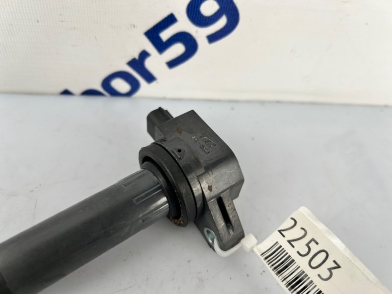 Катушка зажигания Honda Accord CP2 2.4 (K24Z3) Катушка зажигания Honda Accord CP2 2.4 (K24Z3)