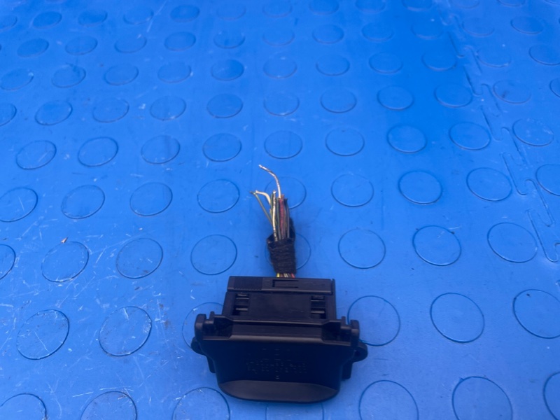 Разъем OBD Cl 500 2003 w215 113.960
