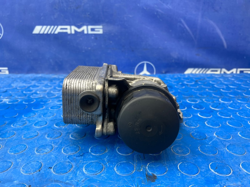 Корпус маслянного фильтра Mercedes-benz S500 W221 273.961 Корпус маслянного фильтра Mercedes-benz S500 W221 273.961