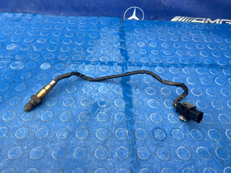 Датчик кислородный передний Mercedes-benz S500 2007 W221 273.961 A0035427018 контрактная