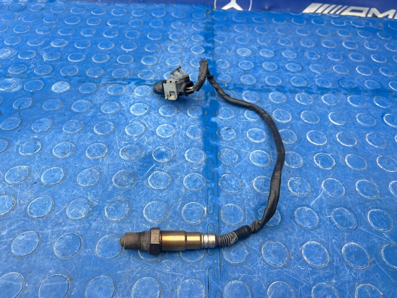 Датчик кислородный передний S500 2007 W221 273.961