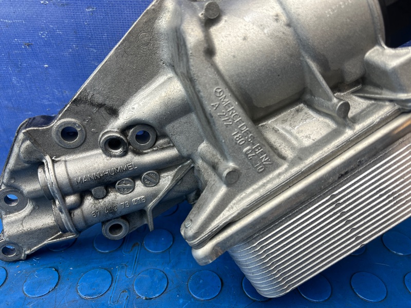 Корпус маслянного фильтра slk350 2006 W171 272.963